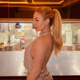 Larissa99