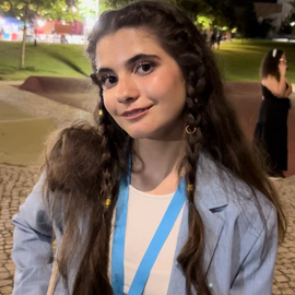 AndreiaV