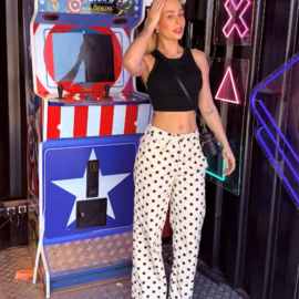 Larissa99