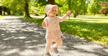 Casting bebés meninas 10 a 15 meses campanha internacional Portugal