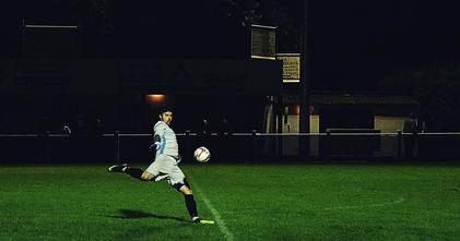 Procura-se homens entre os 18 e os 45 anos que joguem futebol para spot publicitário em Lisboa