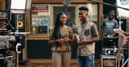 Casting raparigas e rapazes africanos ou com ascendência africana entre 17 e 21 anos para uma campanha internacional