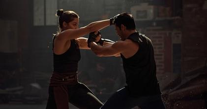 Casting atores masculinos e femininos atléticos para cenas de ação e luta