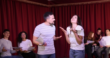 Oferta de trabajo profesor de Teatro para actividad extraescolar