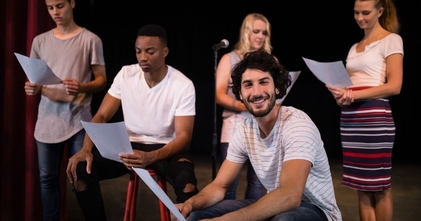 Casting atores homens e mulheres para série