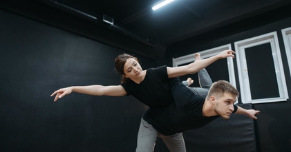 Casting bailarino e bailarina para criação artística em Lisboa e Porto