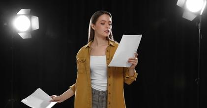 Casting atriz entre os 24 e os 30 anos para peça teatral