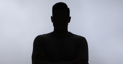 Casting atores estilo icónico 25 a 50 anos videoclipe publicitário Lisboa abril 2026 urgente