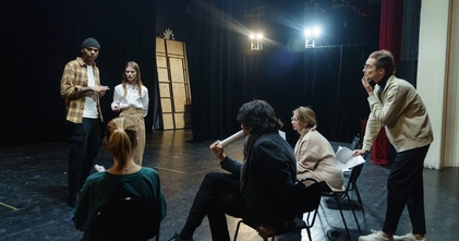 Casting intérpretes de teatro no âmbito da criação de um espetáculo de teatro infantil