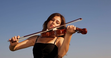 Casting violonista mulher para projeto MPB