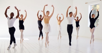 Audição para bailarinas profissionais para a Companhia Nacional de Bailado