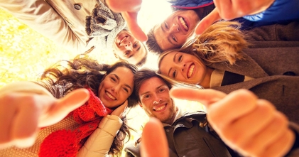 Casting figurantes homens mulheres e crianças para filmagens