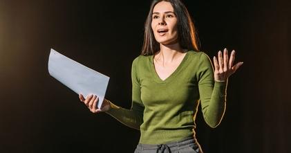 Casting atriz entre 20 e 40 anos para espetáculo itinerante