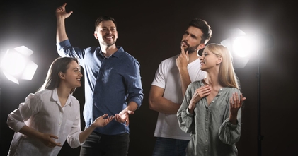 Casting para atores e cantores com mais de 18 anos para musical teatral