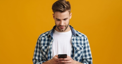 Procuramos homens entre os 25 e os 45 anos para figuração num projeto publicitário