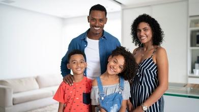 Casting famílias reais afro descendentes ou multi étnicas para projeto publicitário internacional