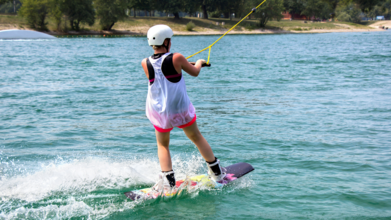Casting mulheres entre os 25 e os 50 anos praticantes de wakeboard para projeto remunerado