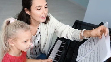 Casting professor(a) de piano para integrar a equipa da sua Academia de Arte em Braga