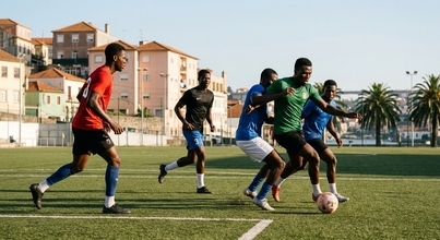 Casting homens africanos entre os 19 e os 24 anos que pratiquem futebol regularmente a nível avançado