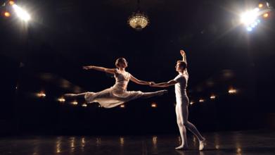 Audição bailarinos homens e mulheres para novo espetáculo