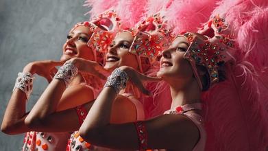 Casting bailarinas mais 18 anos para espetáculo Revista Cabaret