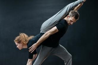 Casting bailarino e bailarina para espetáculo e integrar companhia