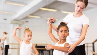 Casting professor(a) de dança clássica