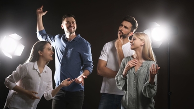 Casting ator e atriz mais 18 anos para espetáculo em digressão nacional