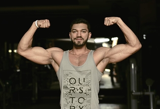 Casting homens musculados entre os 20 e os 40 anos projecto publicitário 