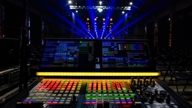 Procuramos técnico(a) de Iluminação para teatro