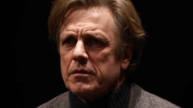 Casting ator de 40 anos ou mais para peça de teatro