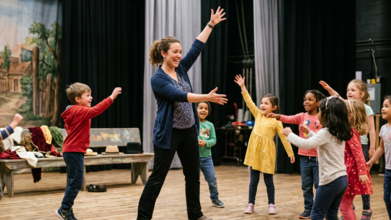 Casting professor ou professora de teatro para crianças do 1.º ciclo