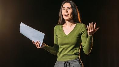 Casting atriz entre 20 e 40 anos para espetáculo itinerante