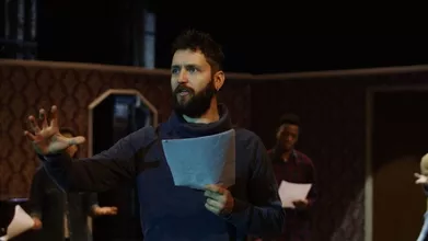 Casting atrizes e atores brasileiros entre 20 e 60 anos para o elenco de uma produção teatral