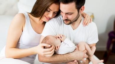 Casting famílias reais com bebés entre os 4 e os 42 meses para publicidade