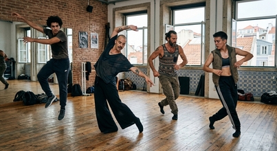 Audição para bailarinos e performers dos 20 aos 40 anos para reposição de “Era um peito só cheio de promessas” em Lisboa