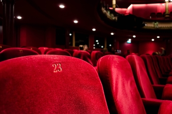 Audição Figuração: Homens e Mulheres maiores de 18 e menores de 30 para espectáculo em Lisboa