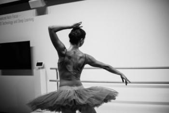 Procuramos bailarinos e bailarinas com experiência para produção de dança em Montijo