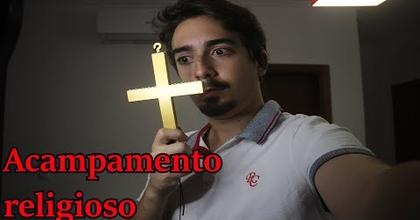 Alguém: já andou num acampamento religioso?