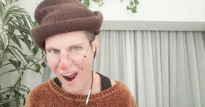 TENHO QUE DEIXAR O TEATRO