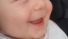 Bebe sorriso
