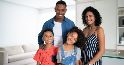 Casting famílias reais afro descendentes ou multi étnicas para projeto publicitário internacional