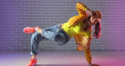 Procuramos professor de hip hop para trabalhar com crianças